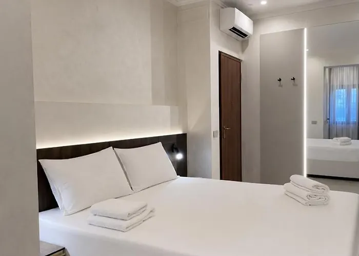 Royal Luxury 4* Roma